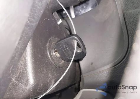 2005 Ford Focus Zx4 из США, поврежденный, VIN 1FAFP34N45W147512